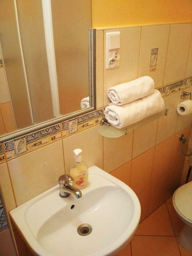 Sawik Dziekanowice Motell Lednogora Exteriör bild